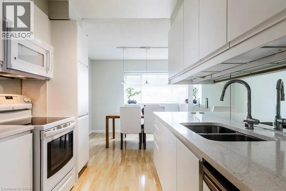 1556 KERN'S Road Unit# 3, #3