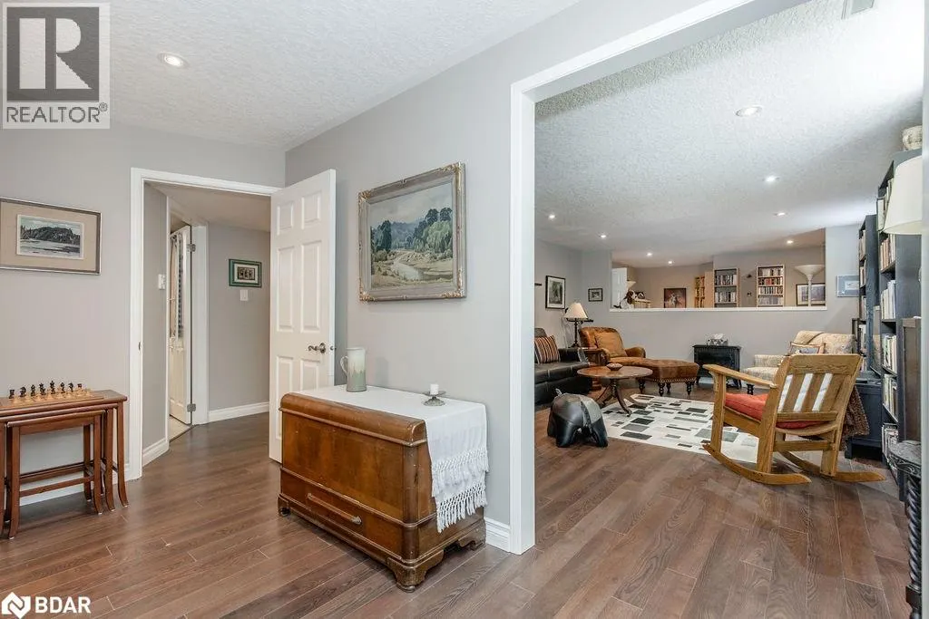 57 FOREST DALE Drive