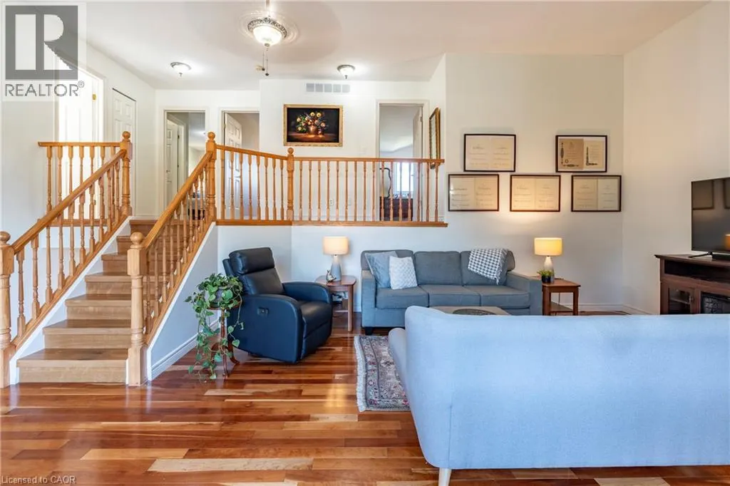 564 WILLOW WOOD Drive