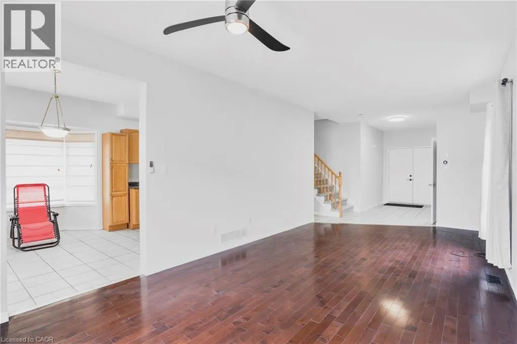 11 MEADOW WOOD Crescent Unit# Upper, #Upper