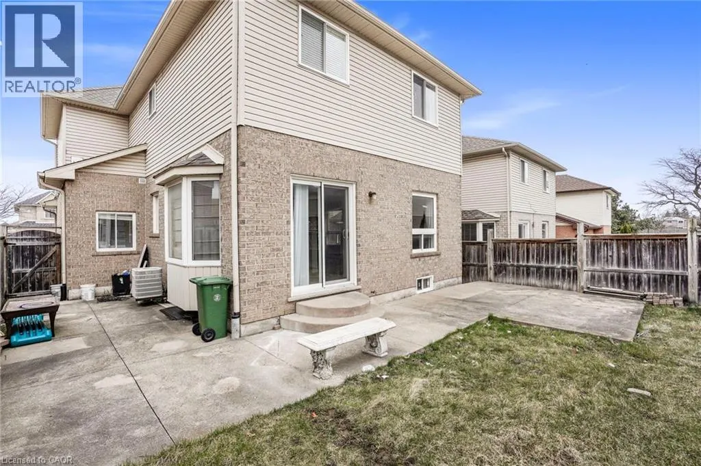 11 MEADOW WOOD Crescent Unit# Upper, #Upper