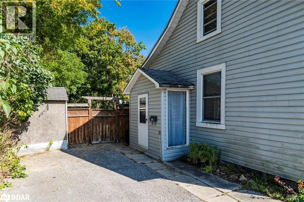 286 MOFFAT Street
