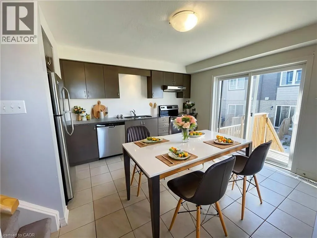 12 POPLAR Drive Unit# 49, #49