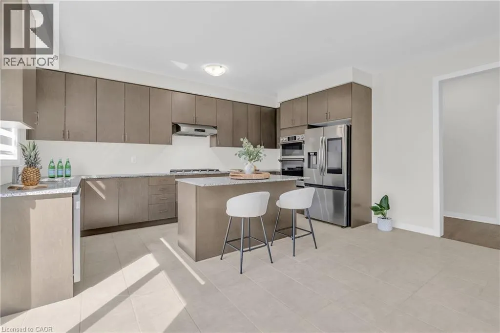 18 PRINCE PHILIP BLVD Boulevard