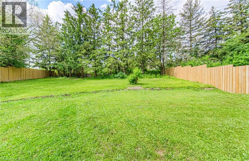 433 MIDWOOD Crescent Unit# A, #A