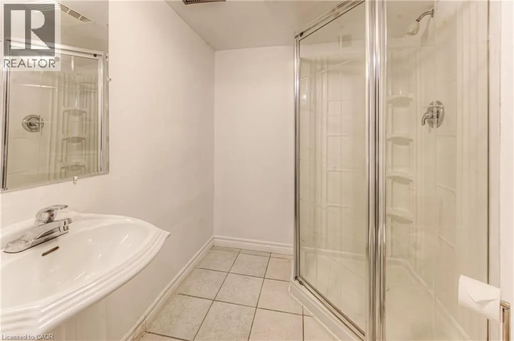 433 MIDWOOD Crescent Unit# A, #A