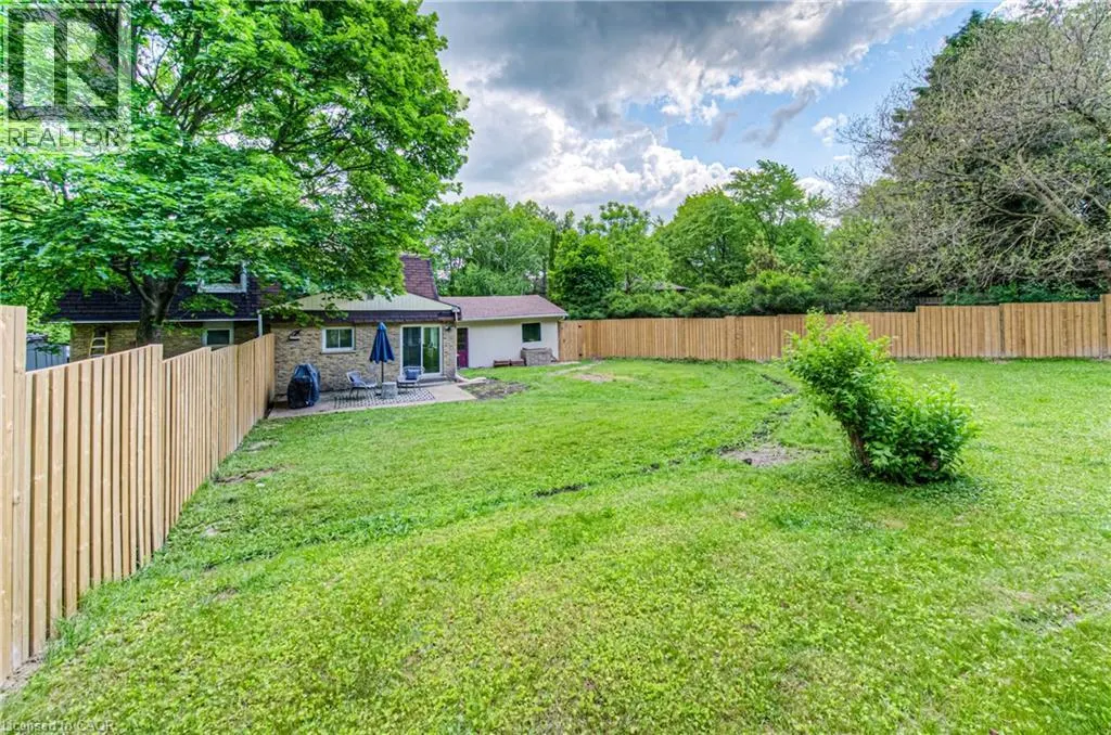 433 MIDWOOD Crescent Unit# A, #A