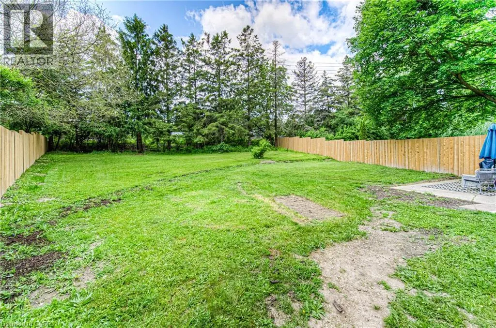 433 MIDWOOD Crescent Unit# A, #A