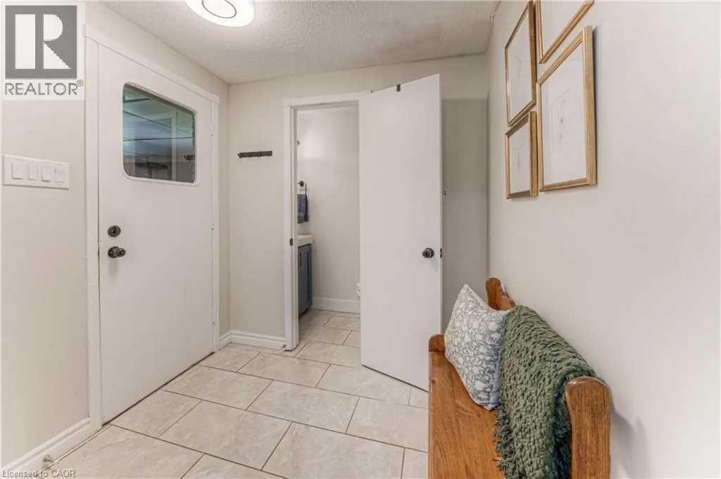 433 MIDWOOD Crescent Unit# A, #A