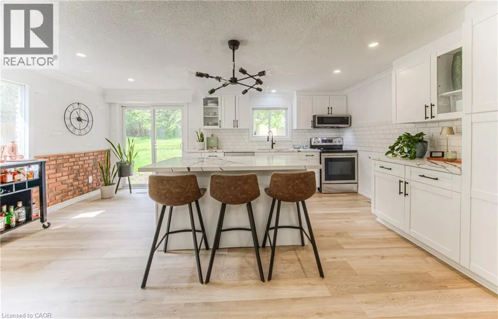 433 MIDWOOD Crescent Unit# A, #A