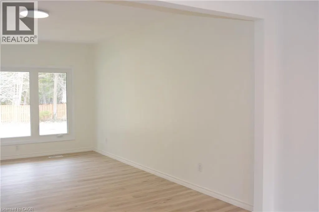 142 LONGWOOD Drive Unit# Unit 1, #Unit 1