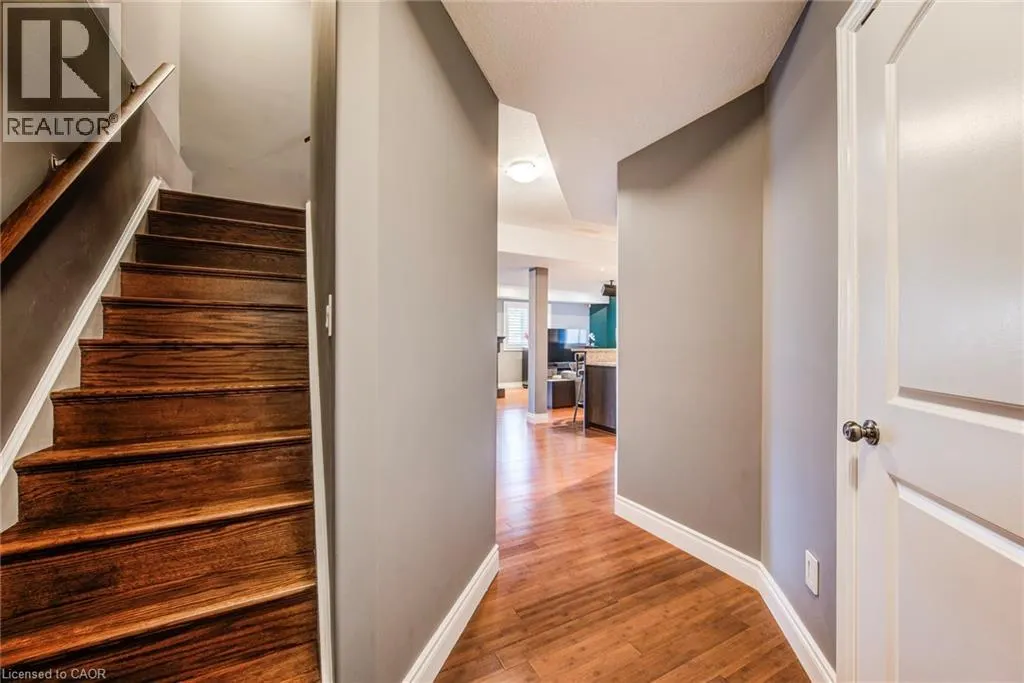 279 ZELLER Drive