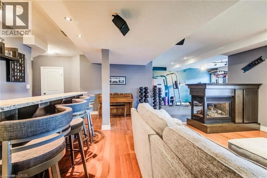 279 ZELLER Drive