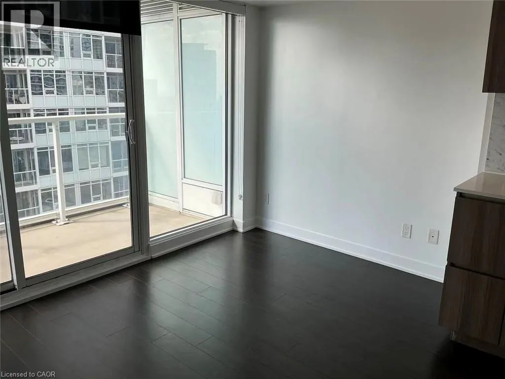 17 BATHURST STREET Street Unit# 1605, #1605
