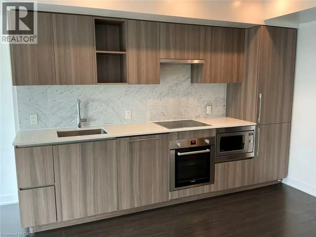 17 BATHURST STREET Street Unit# 1605, #1605