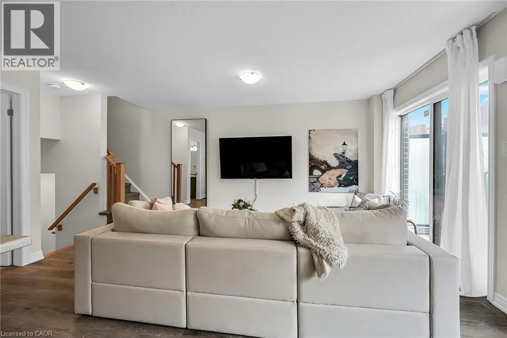 22 DRYDEN LANE