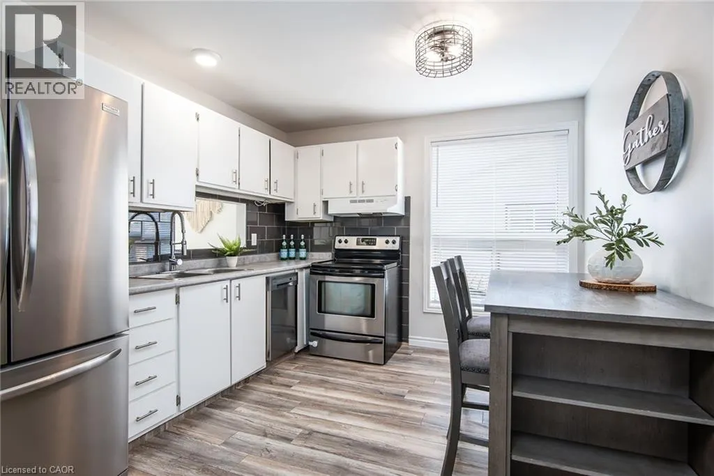 197 SILVER ASPEN Crescent