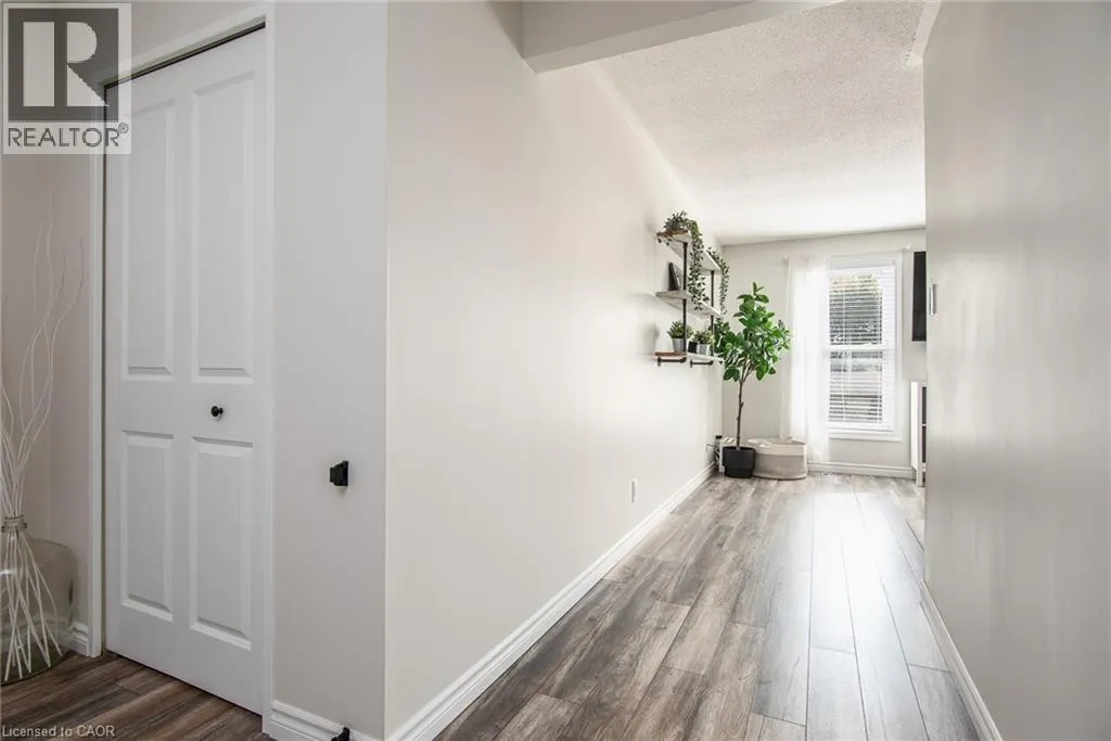 197 SILVER ASPEN Crescent