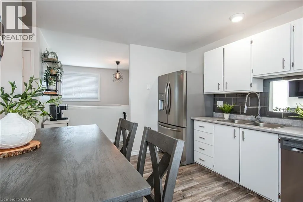 197 SILVER ASPEN Crescent