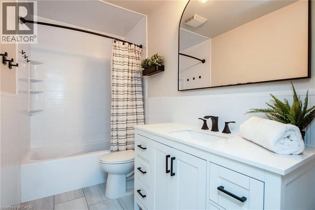 197 SILVER ASPEN Crescent