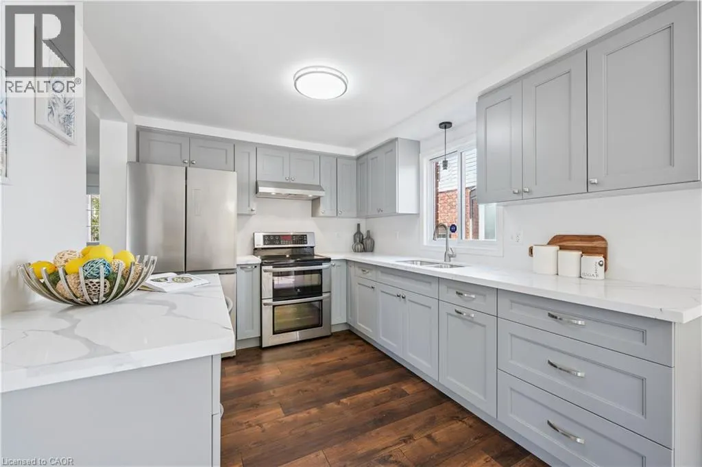 332 CARRIAGE HOUSE Court