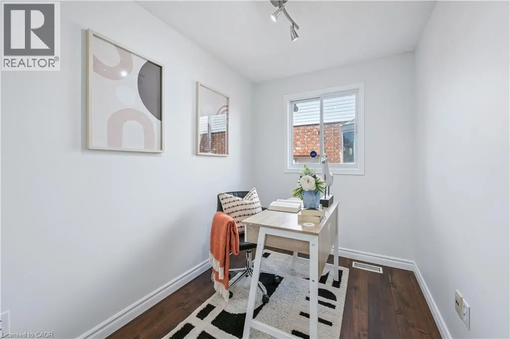 332 CARRIAGE HOUSE Court