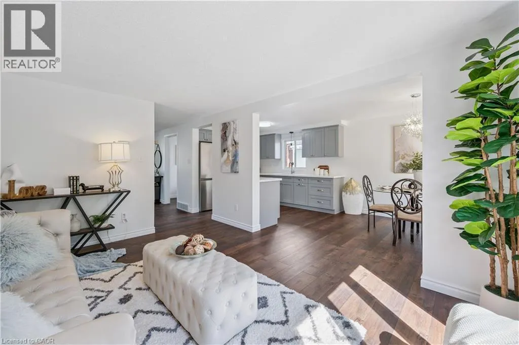 332 CARRIAGE HOUSE Court