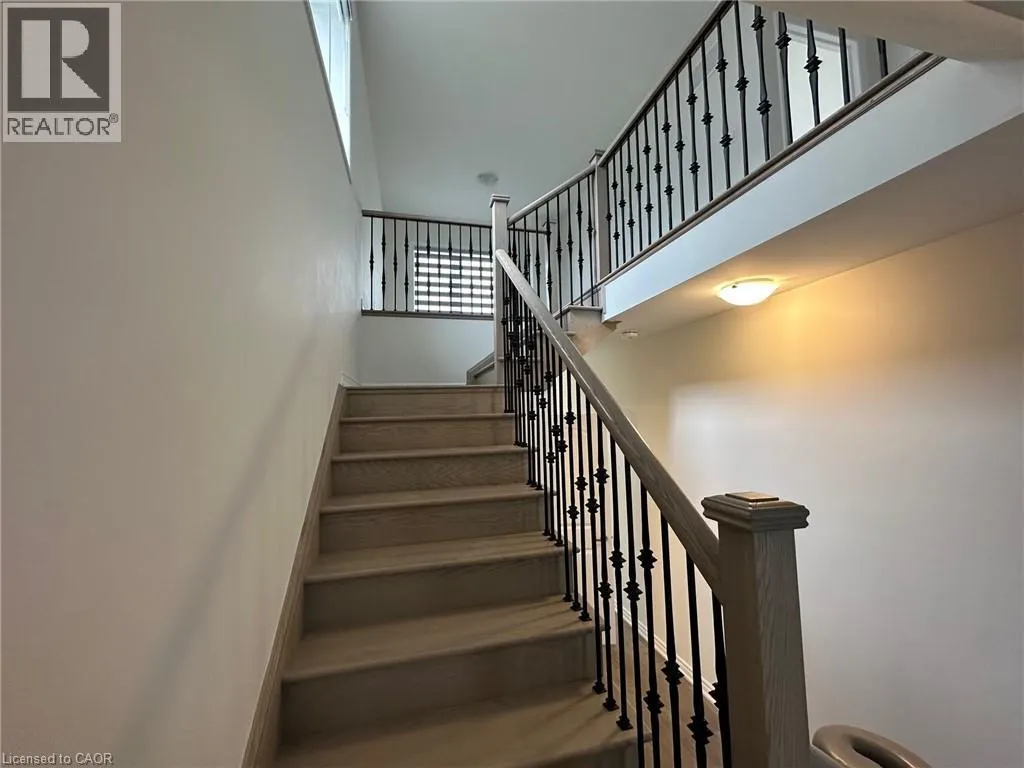 3 BEE Crescent