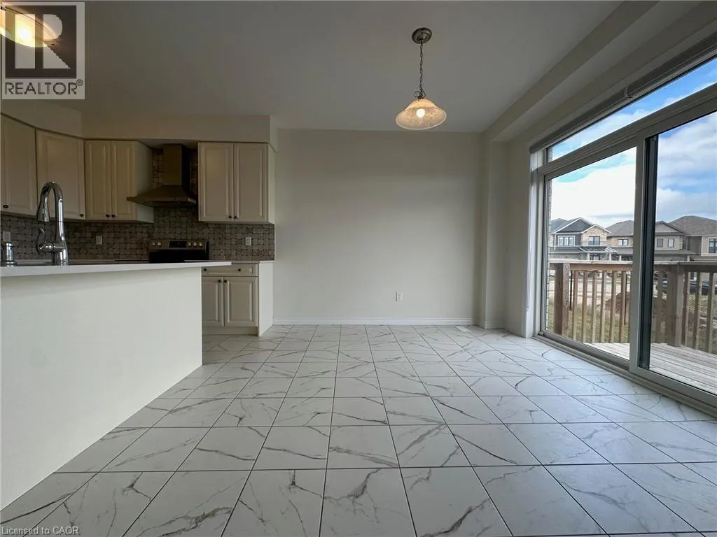 3 BEE Crescent