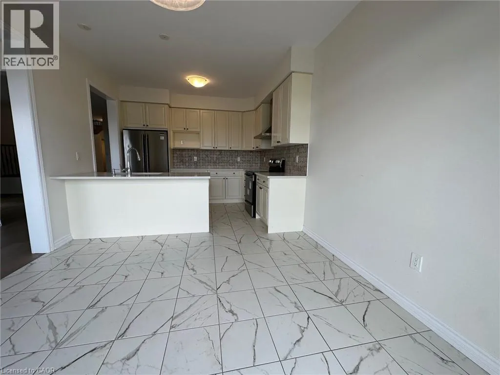 3 BEE Crescent
