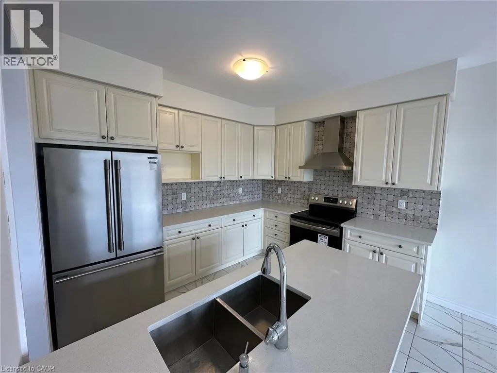 3 BEE Crescent