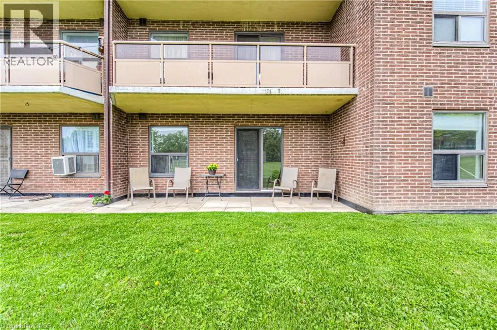 1100 COURTLAND Avenue E Unit# 211, #211