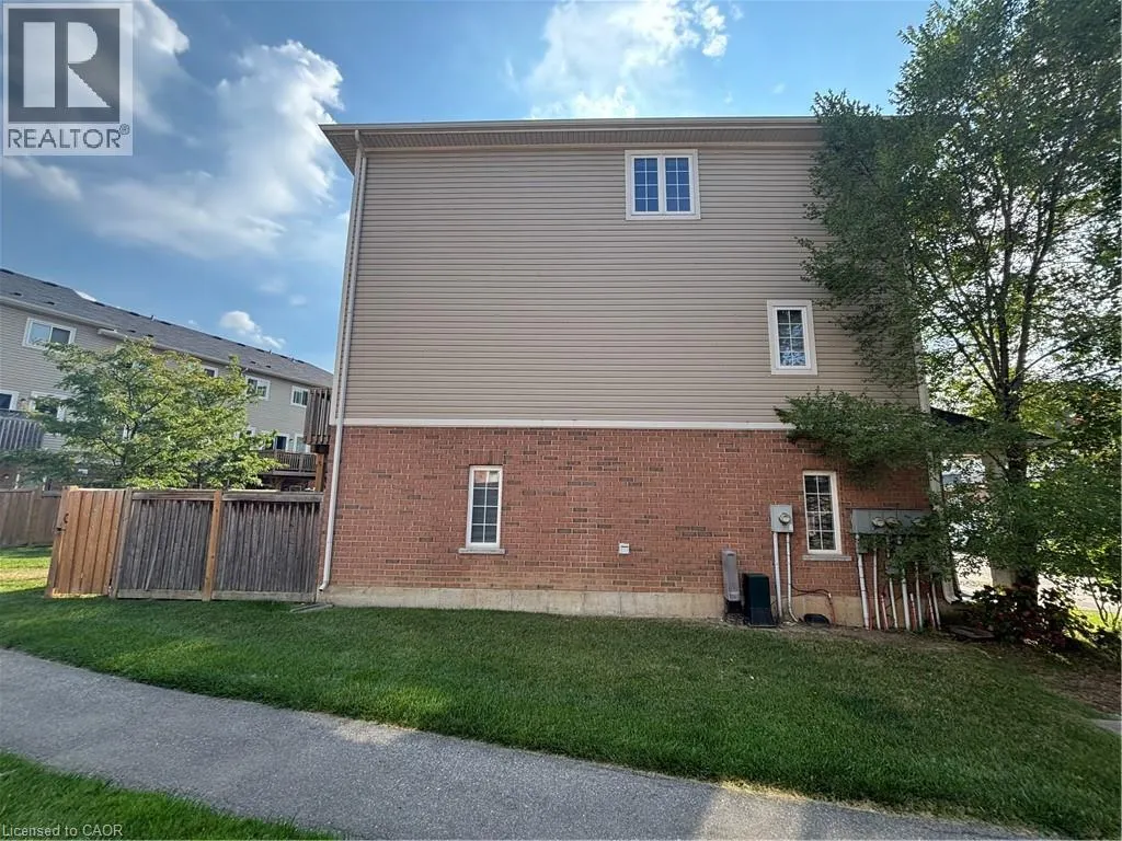 100 CHESTER Drive Unit# 27, #27