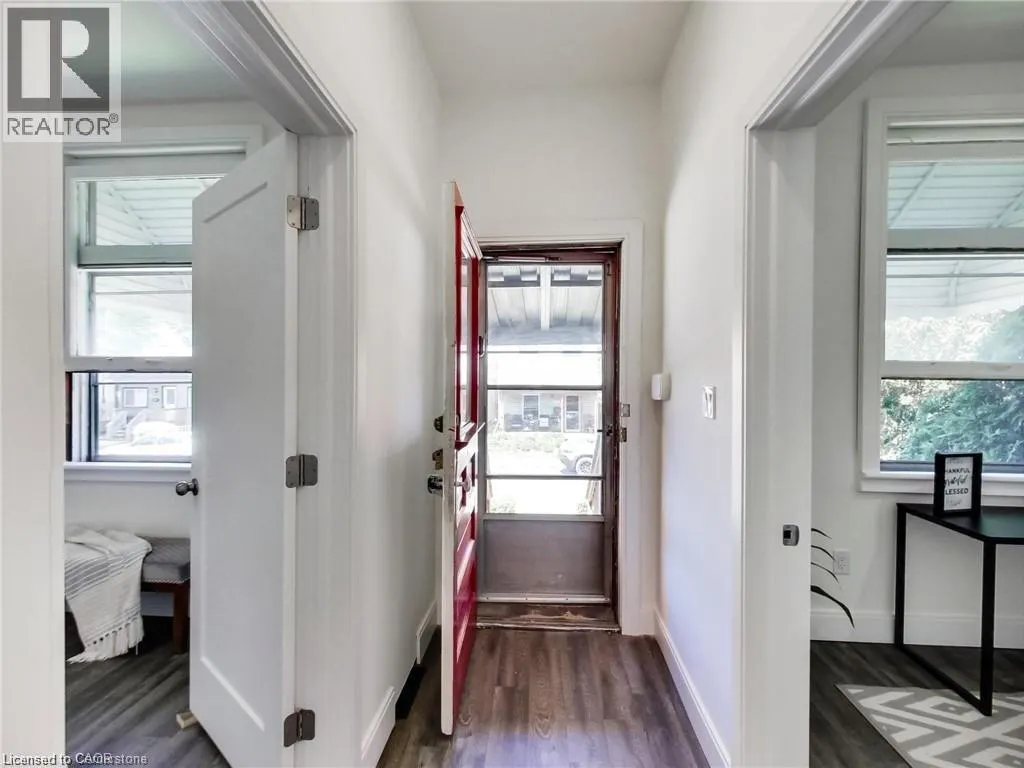 54 FAIRVIEW Avenue
