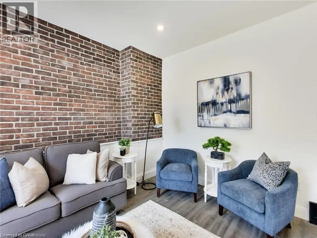 54 FAIRVIEW Avenue