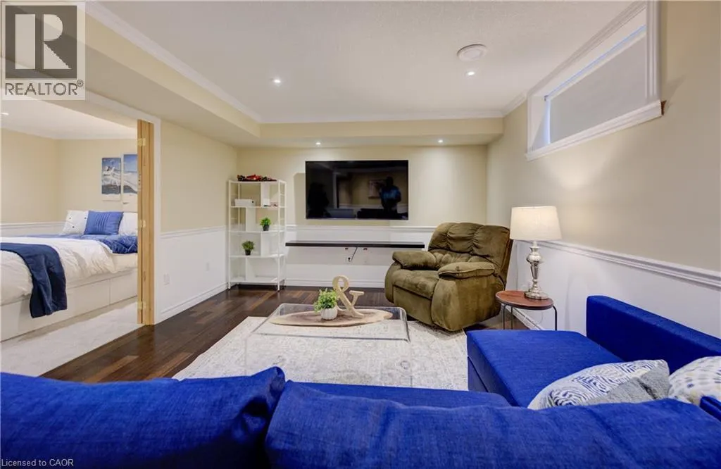 353 SAUVE Crescent