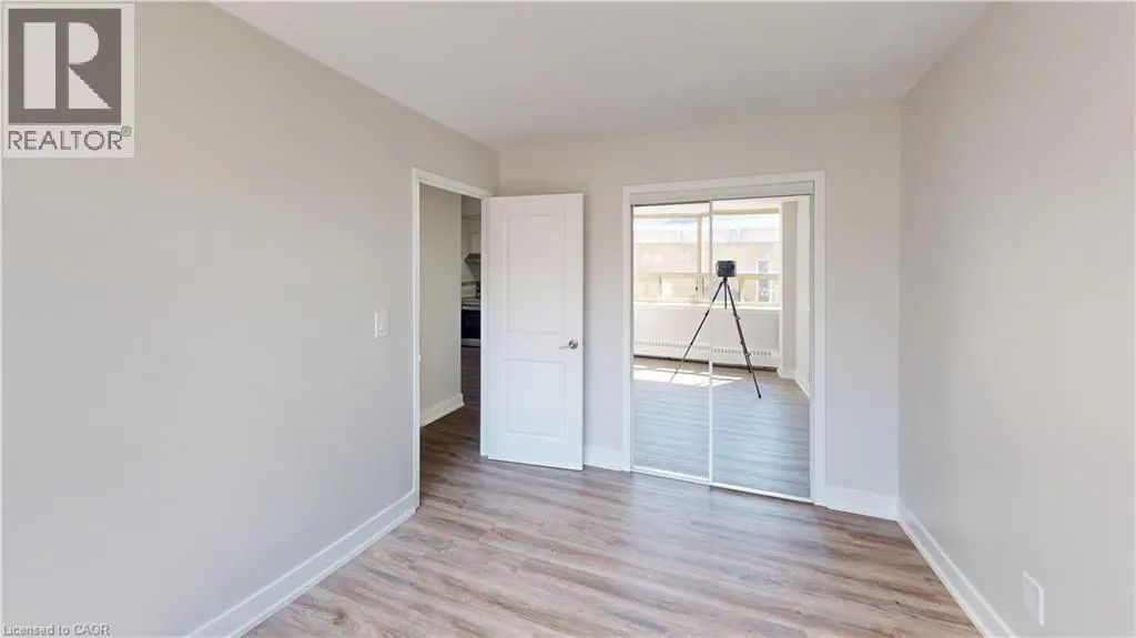 221 QUEEN Street S Unit# 1501, #1501