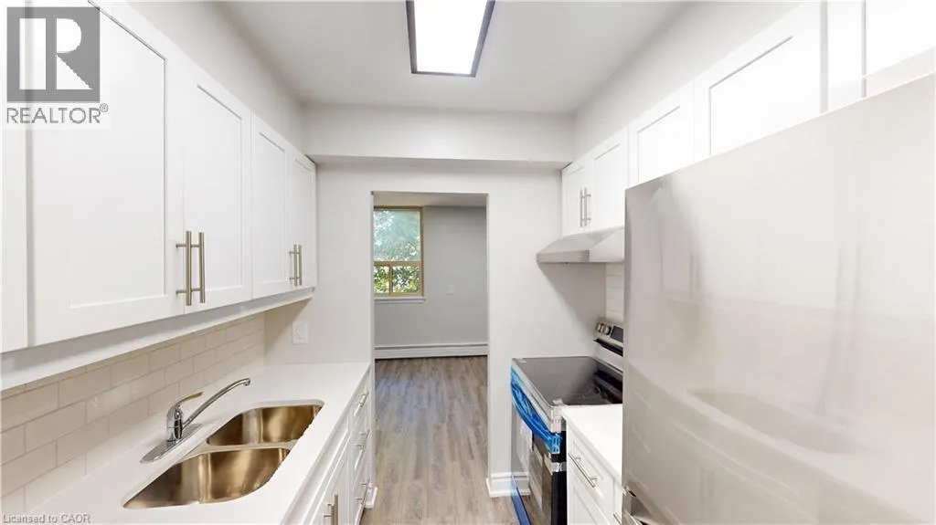 3189 KING Street E Unit# 405, #405