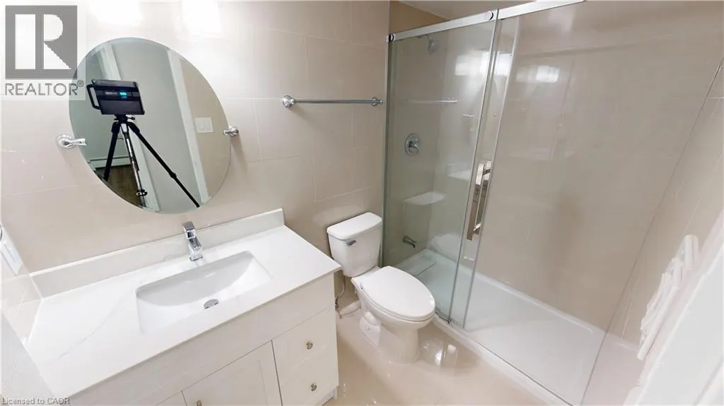 3189 KING Street E Unit# 405, #405