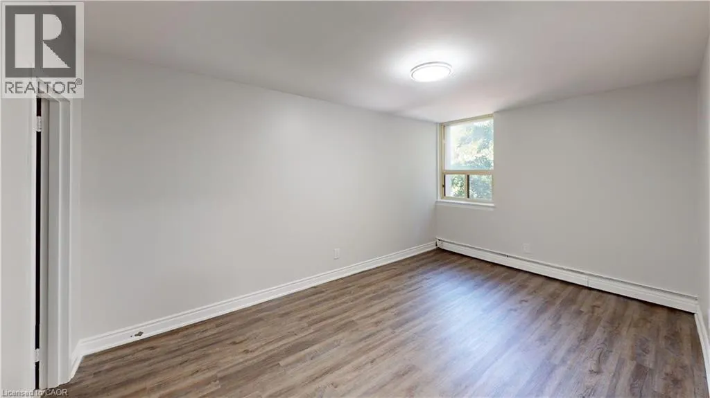 3189 KING Street E Unit# 405, #405