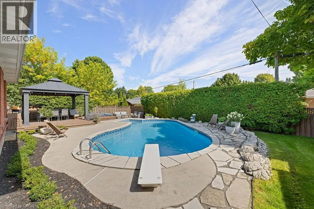 159 CORNWALLIS Road