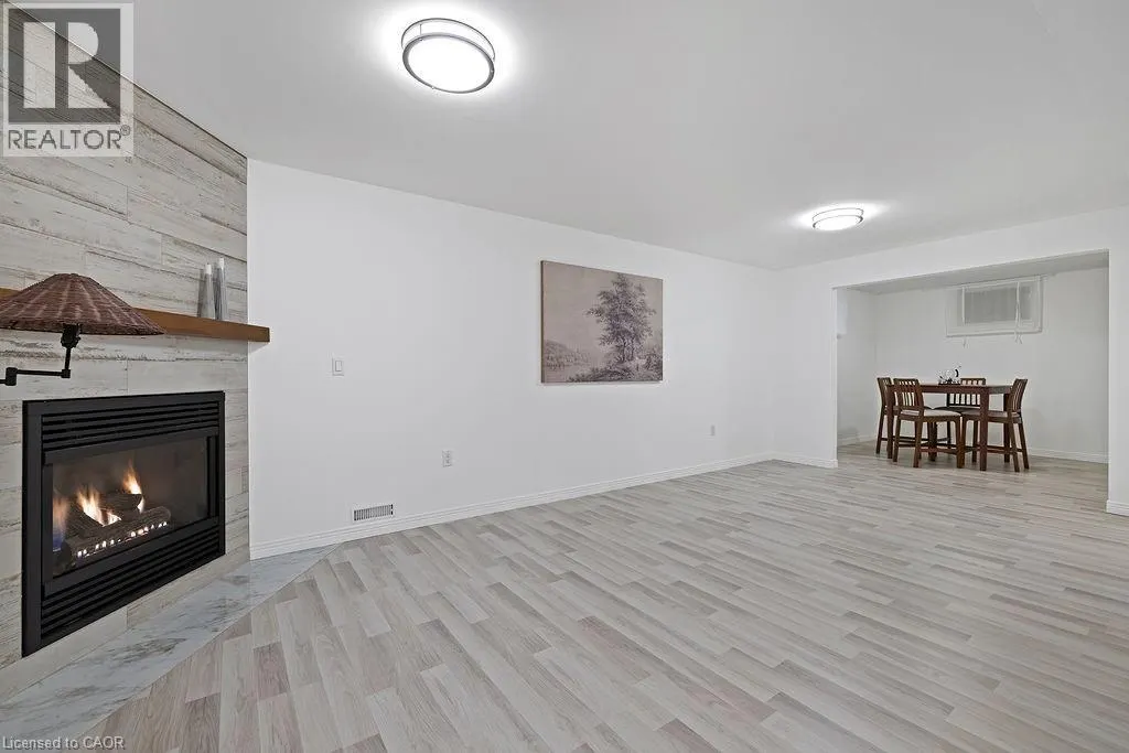 159 CORNWALLIS Road