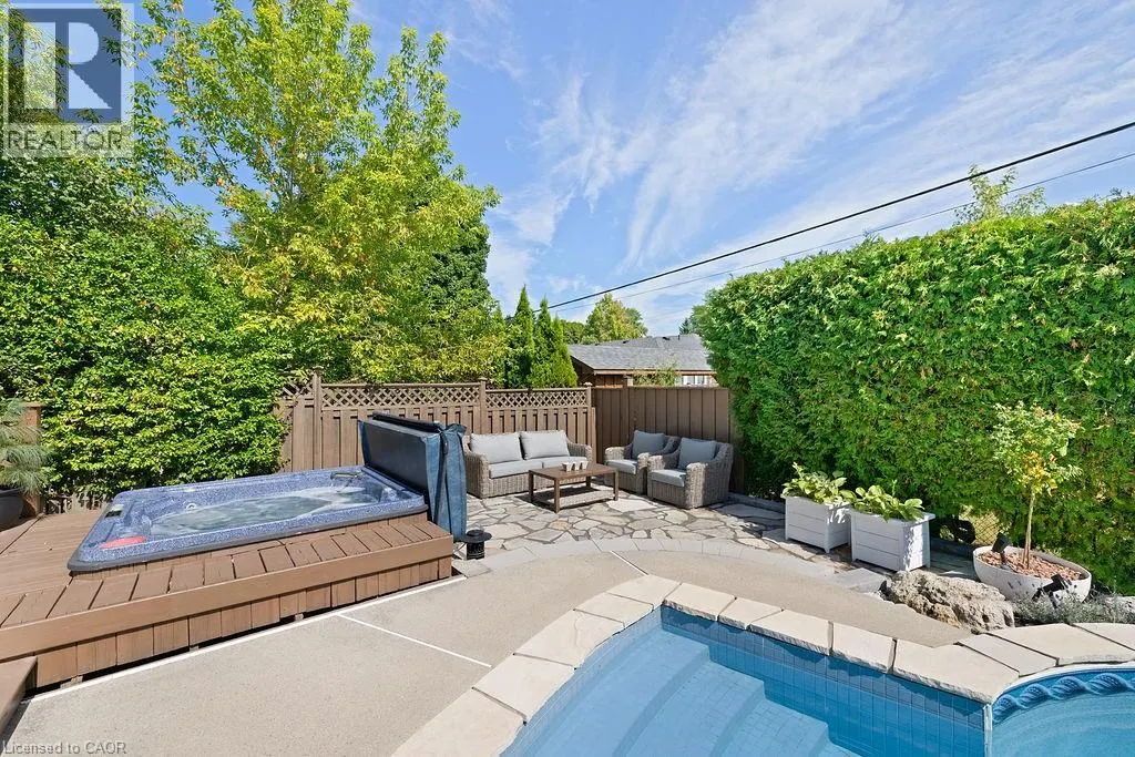 159 CORNWALLIS Road