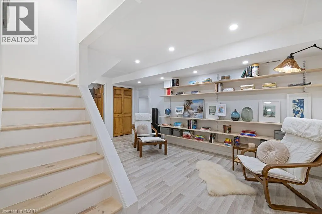 159 CORNWALLIS Road