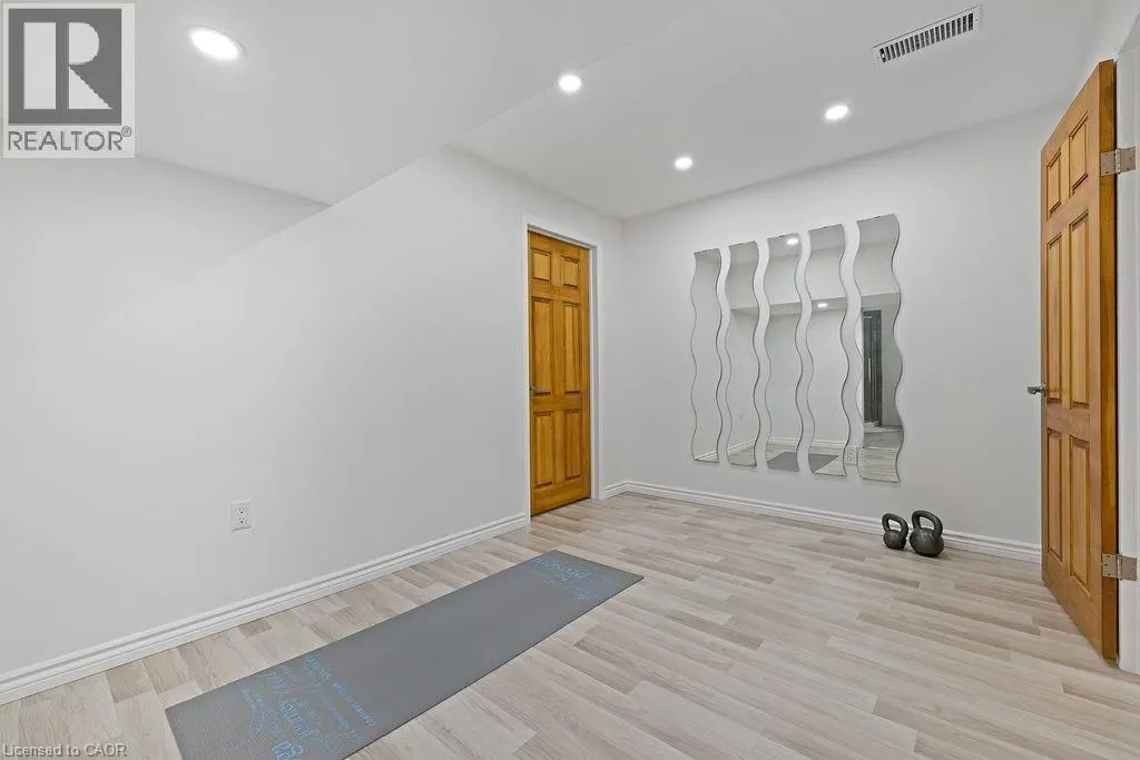 159 CORNWALLIS Road
