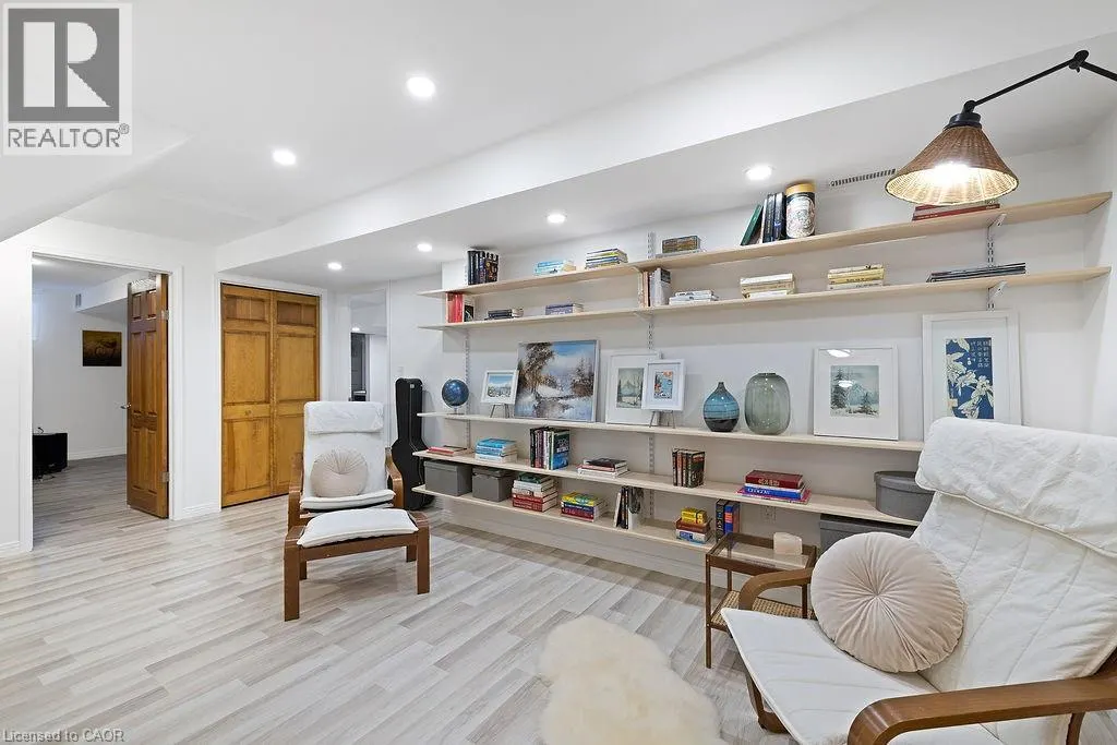 159 CORNWALLIS Road