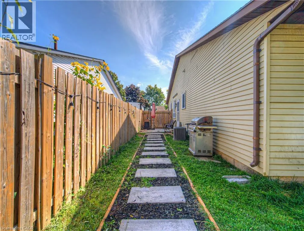 10 PALOMINO Drive