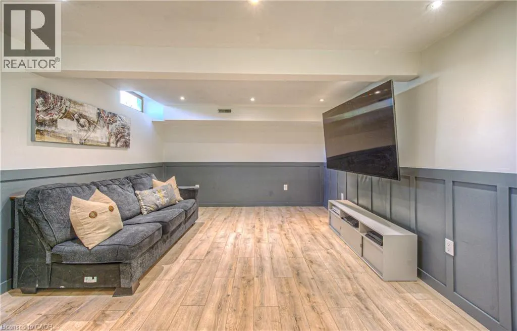 10 PALOMINO Drive