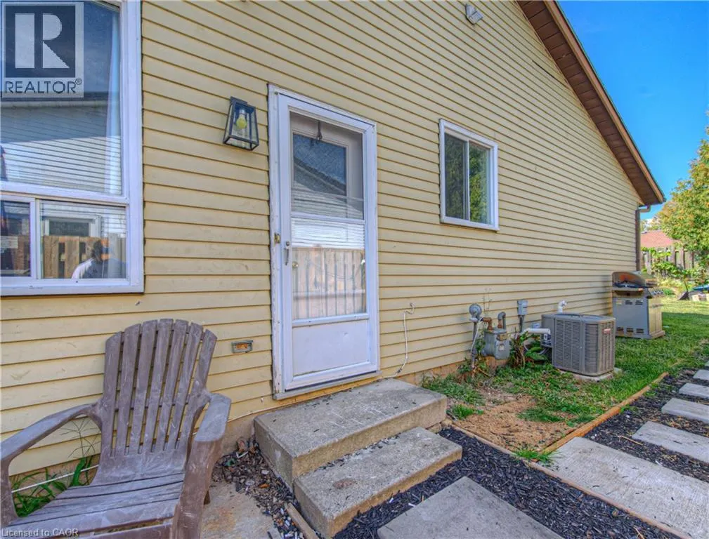 10 PALOMINO Drive