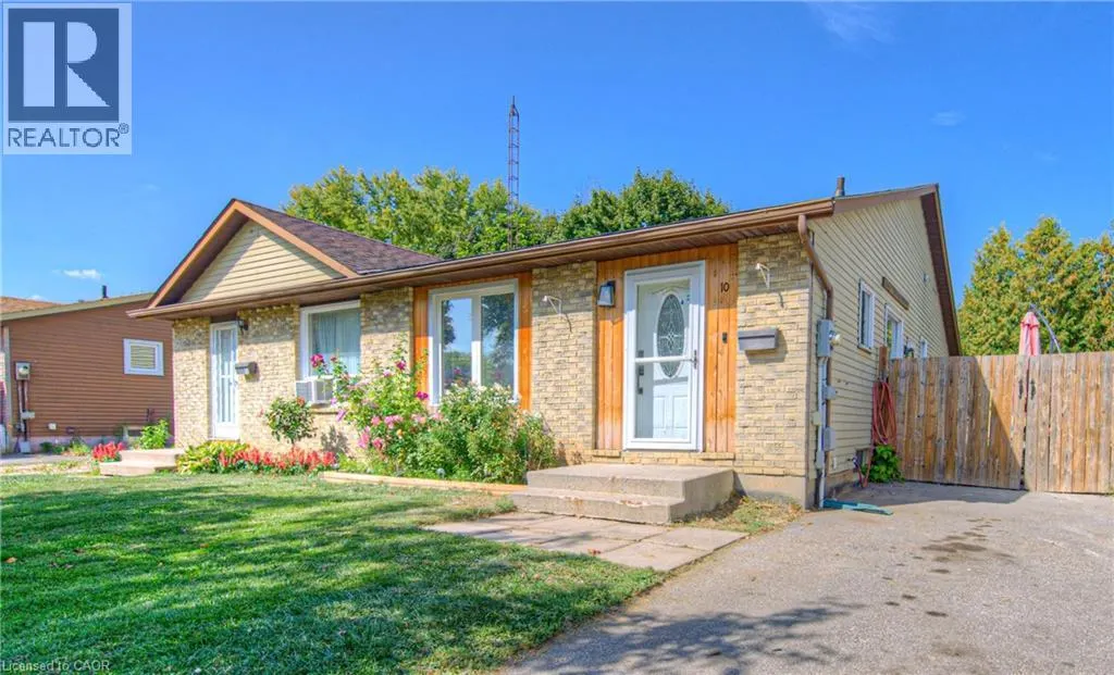 10 PALOMINO Drive